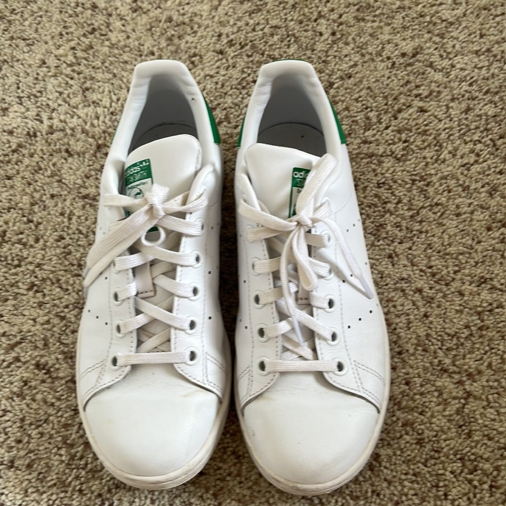 Adidas Stan Smith Shoes (SIZE: 6 Womens/ 4.5 Mens)
